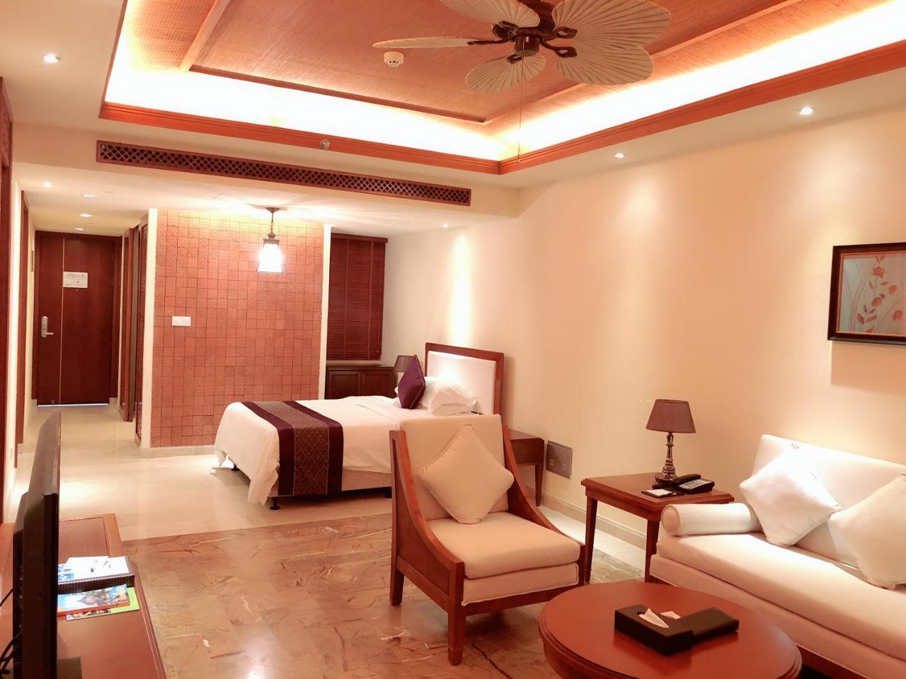 Stony Brook Villa Jianguo Resort Sanya Extérieur photo